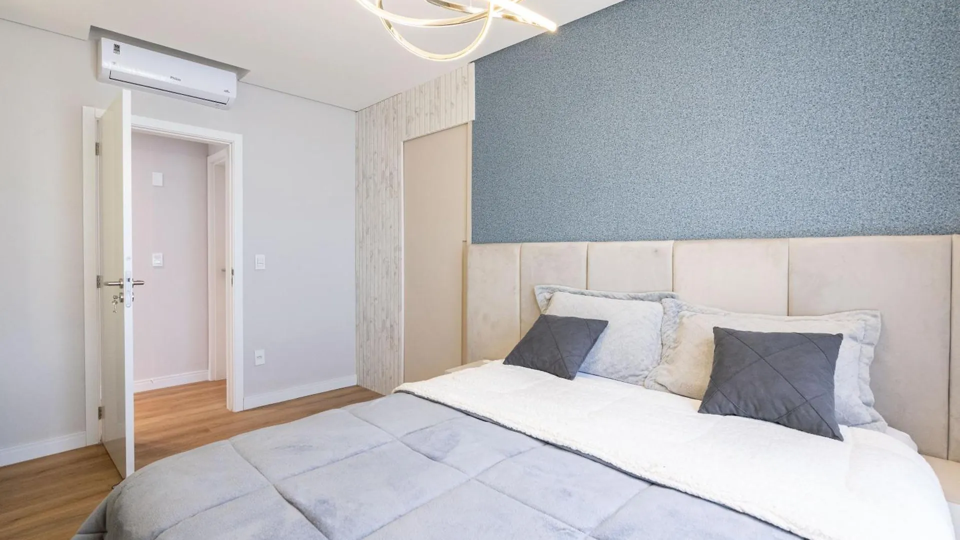 Conforto E Estilo Vista Para O Mar Hidromassagem Wi-Fi Ar Condicionado Vaga Privativa E A Passos Da Praia Barra Velha  0*, Barra Velha (Santa Catarina)