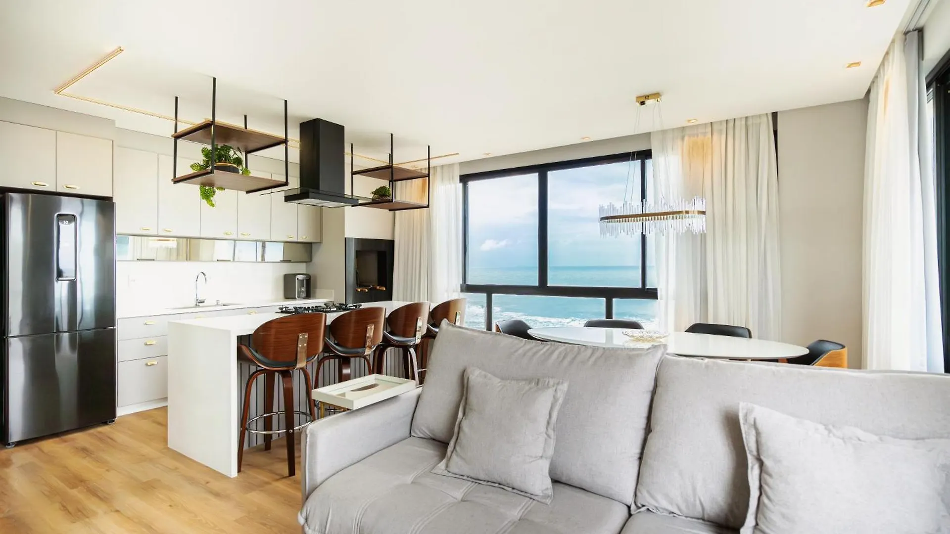Conforto E Estilo Vista Para O Mar Hidromassagem Wi-Fi Ar Condicionado Vaga Privativa E A Passos Da Praia Barra Velha  Appartamento Barra Velha (Santa Catarina)